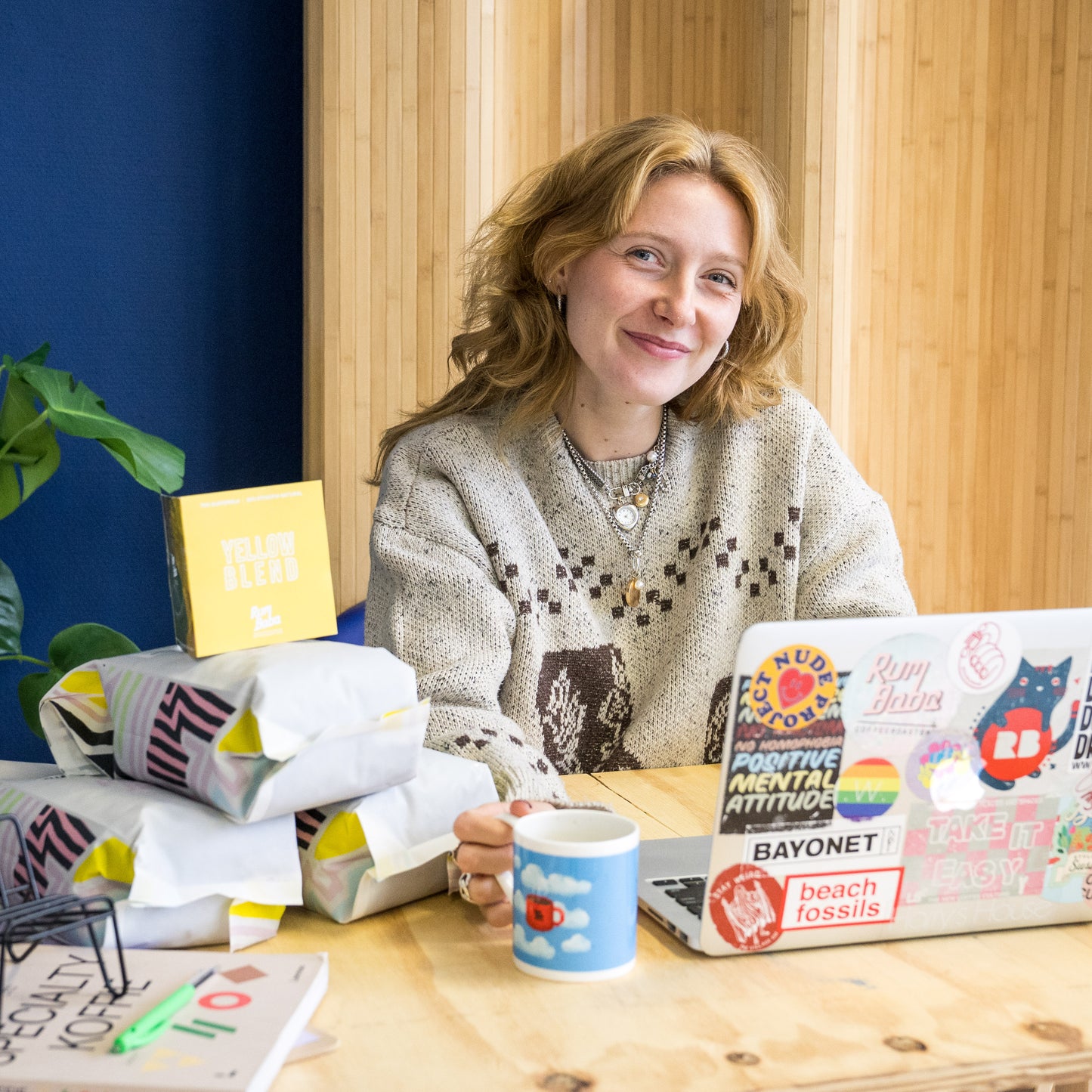 Office Subscription Yellow Blend